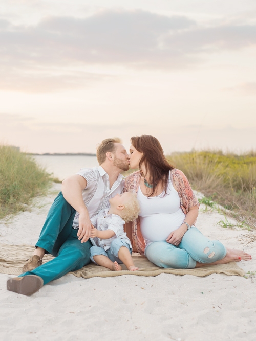 1546046677-Family-Maternity-Session_-135c